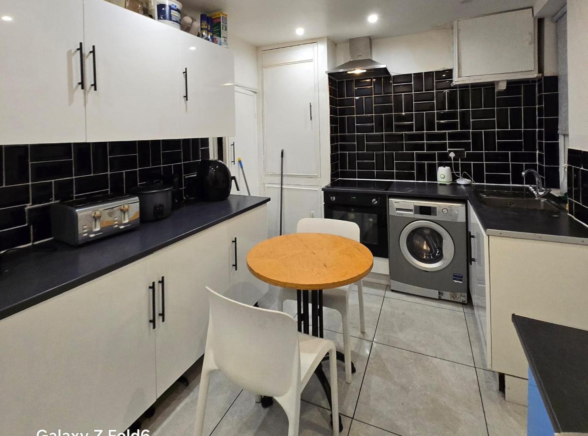 Nowell Walk Homestay Leeds (West Yorkshire)