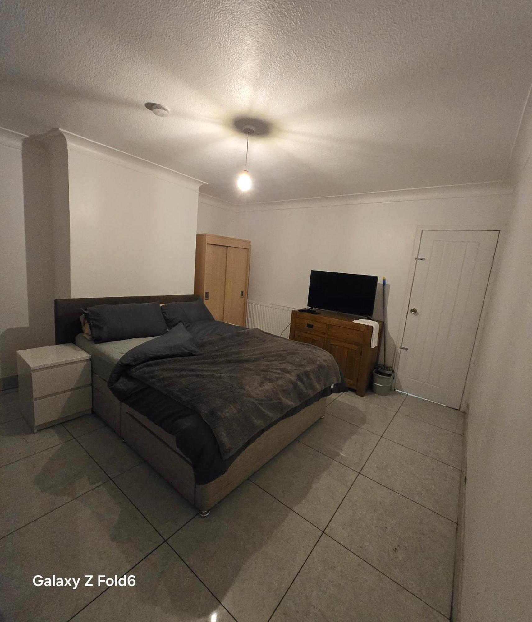 Nowell Walk Homestay Leeds (West Yorkshire)